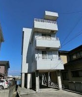 【リバーサイドの建物外観】