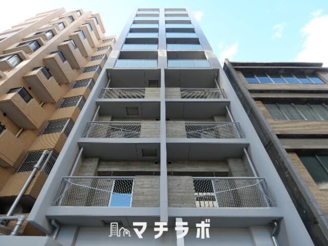 【名古屋市西区花の木のマンションの建物外観】