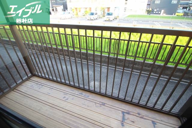 バルコニー　バルコニー