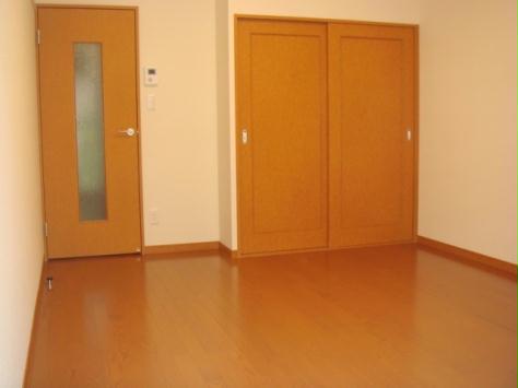 居室・リビング　2Ｆはカーペットになります。