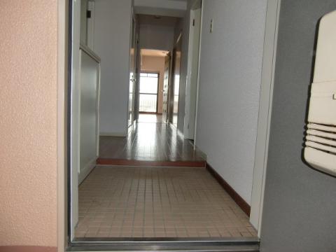 マウントビュー西田中　玄関　玄関