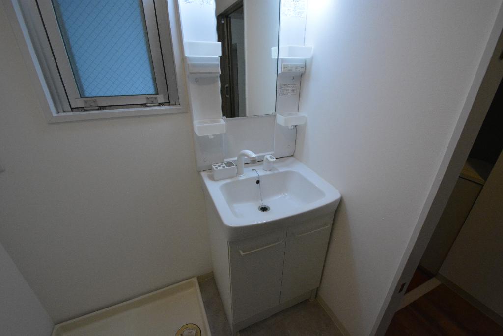 洗面設備　洗髪洗面化粧台