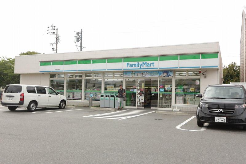 コンビニ　ファミリーマート港春田野店（コンビニ）まで612m