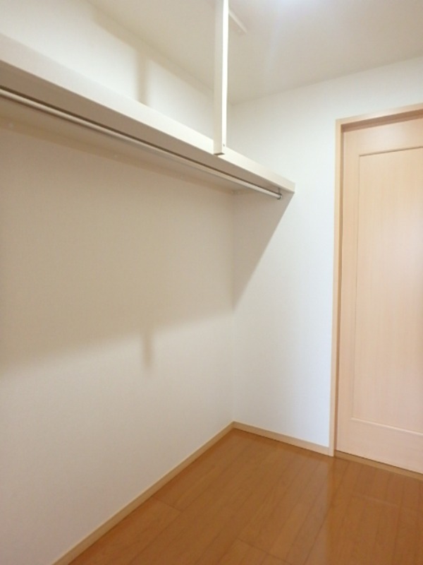 収納　図面と現状に相違がある場合には現状を優先