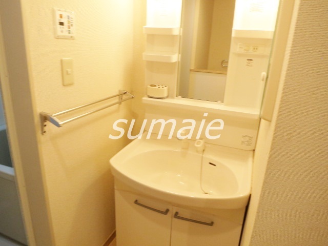 洗面設備　嬉しい独立洗面台付き♪