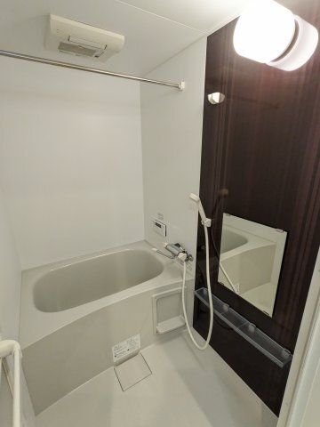 バス・シャワールーム　お風呂で日々の疲れを落としましょう