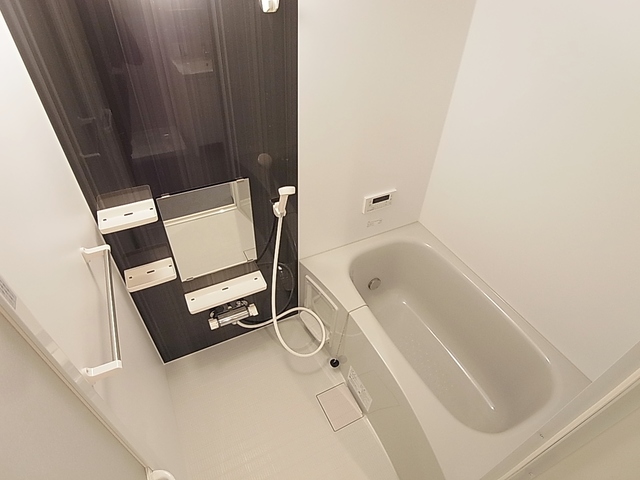 バス・シャワールーム　追焚機能完備のバスルーム