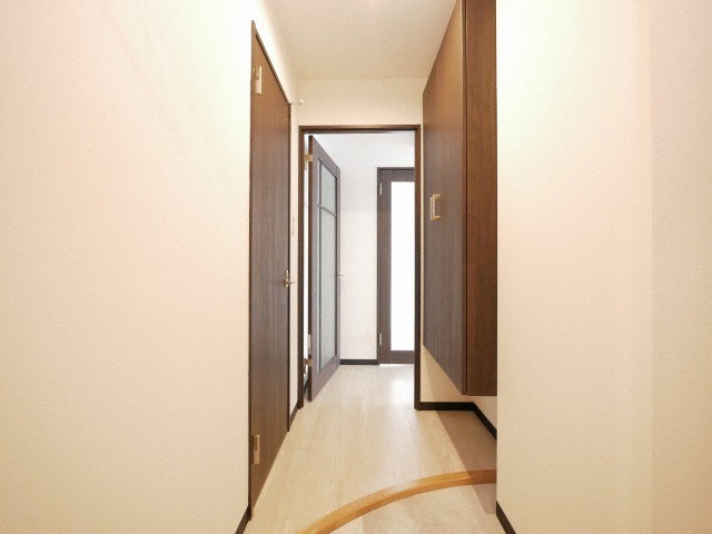 玄関　開放的な玄関スペースです♪