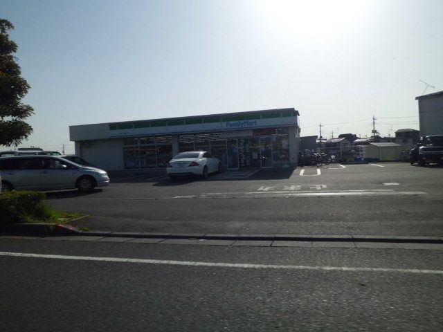 コンビニ　ファミリーマート松戸古ヶ崎店（コンビニ）まで628m