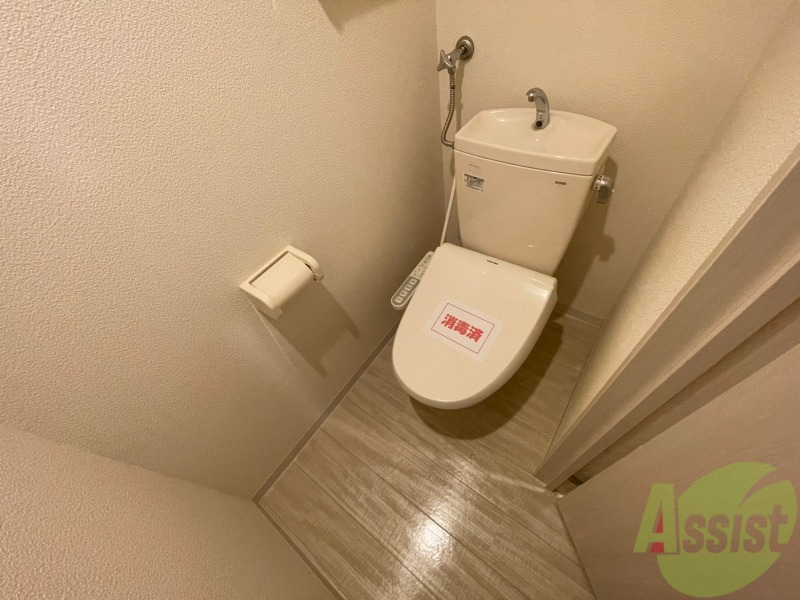 トイレ　トイレです。ウォシュレット付を探している方、おすすめです。