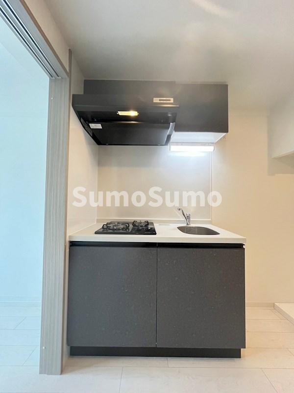 キッチン　コンパクトなキッチンで掃除もラクラク