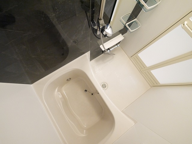 バス・シャワールーム　お風呂です