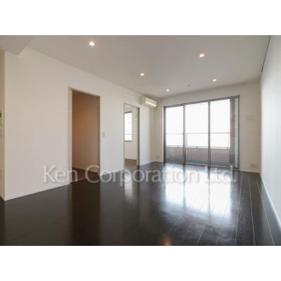 居室・リビング　同タイプ31階のお部屋を撮影。仕様が異なることがあります。