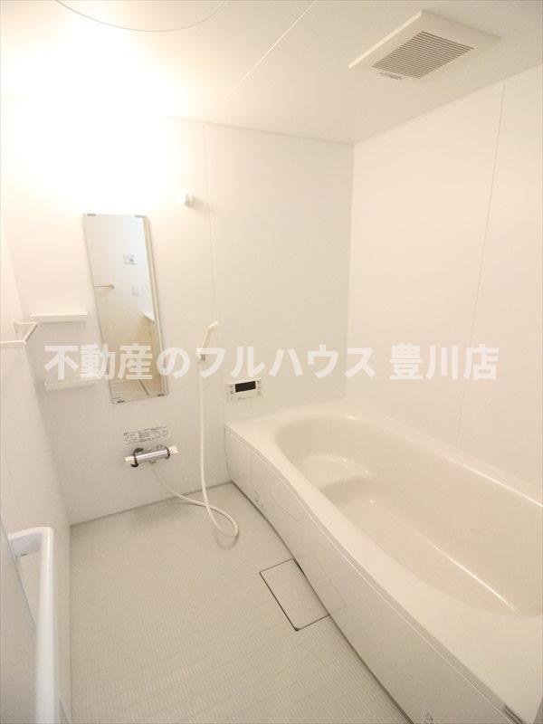 バス・シャワールーム　写真は別室