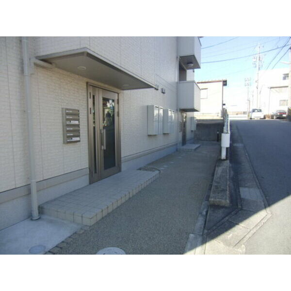 エントランス　エントランス