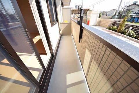 バルコニー　南東向きで日当たり良好のバルコニー