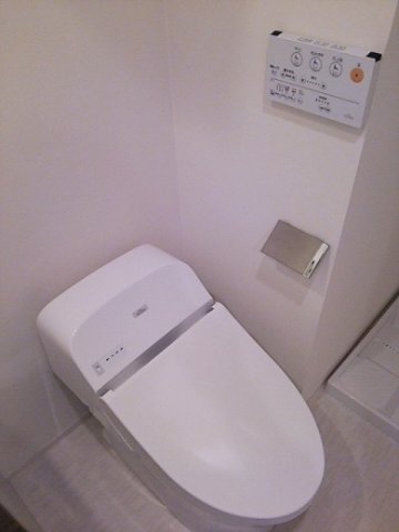 トイレ　トイレ