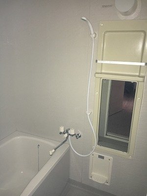 バス・シャワールーム　日々の暮らしに欠かせないお風呂です
