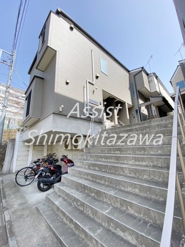 建物外観　お電話でお問い合わせ頂きますとスムーズに対応可能です＾＾