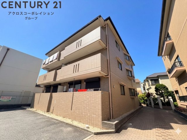 建物外観　オートロック付きで安心です♪