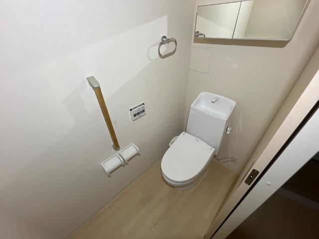 トイレ　シャワー付トイレ