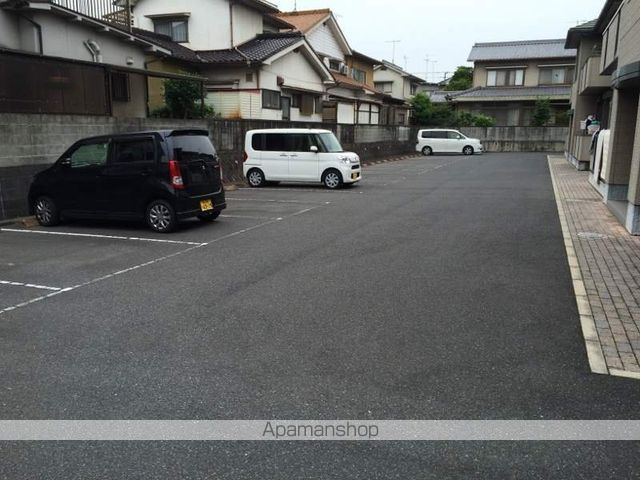 その他　駐車場（その他）まで0m