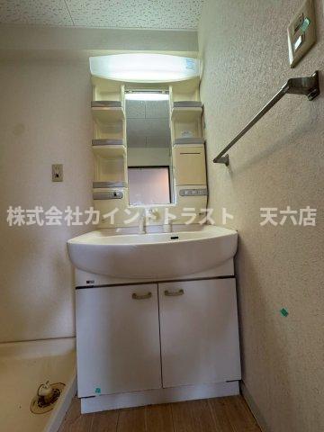洗面設備　洗面所です