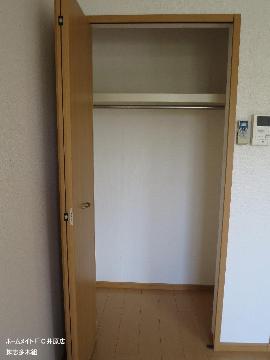 収納　クローゼット(リビング）