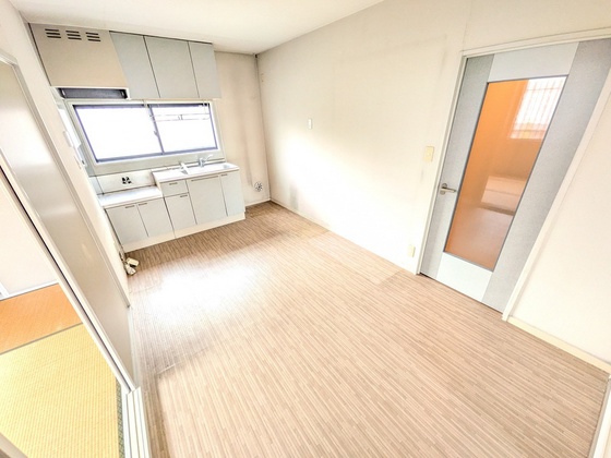 居室・リビング　※別部屋の写真です