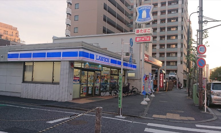 コンビニ　ローソン 練馬豊玉北六丁目店（コンビニ）まで718m