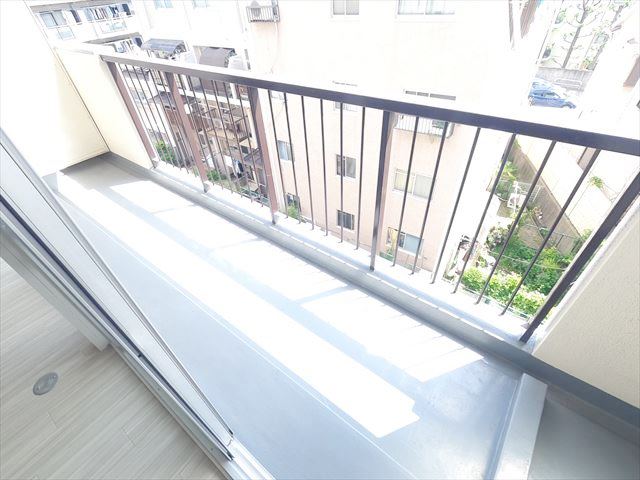 バルコニー　バルコニー
