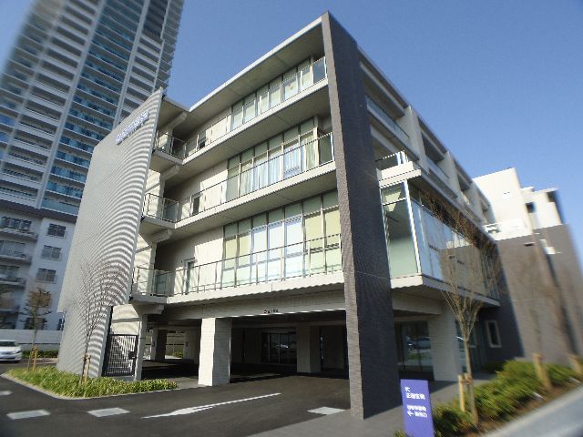病院　特定医療法人五仁会住吉川病院（病院）まで868m