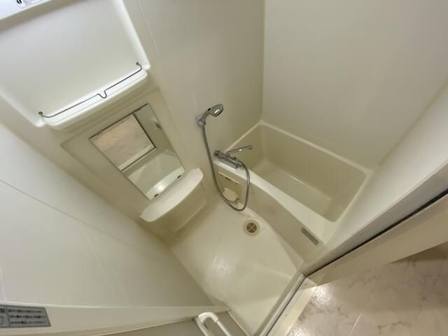 バス・シャワールーム　日々の疲れを癒すお風呂付です