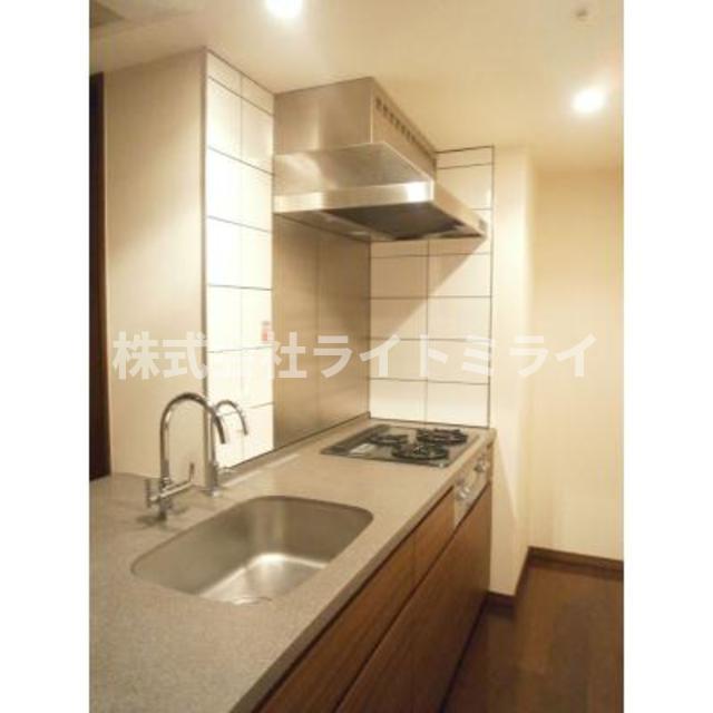 キッチン　※写真は同タイプ住戸です。