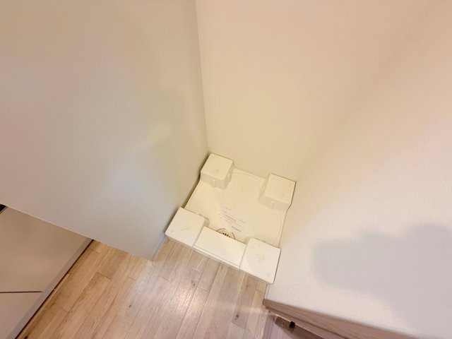 その他設備　嬉しい室内洗濯機置場。これで洗濯機も長持ちしますね。
