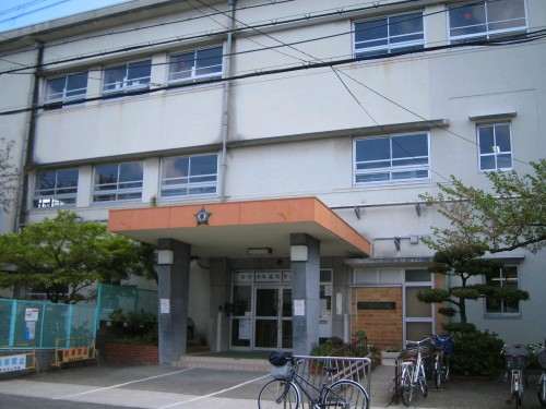 小学校　堺市立百舌鳥小学校（小学校）まで106m