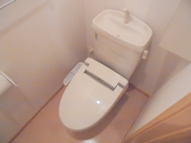 ビラージュ・ブリエIのトイレ写真
