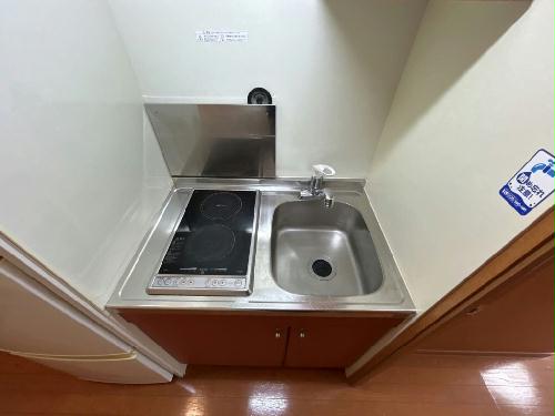 レオパレスカシオペアのキッチン写真