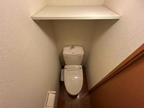 レオパレスカシオペアのトイレ写真