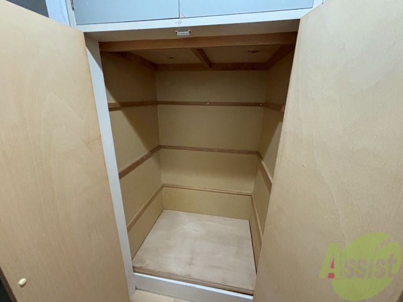 収納　クローゼットは奥行きもあり、荷物が多い方でも安心です。