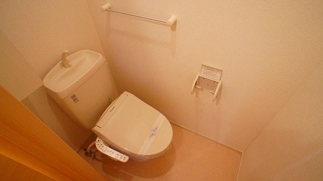 トイレ　お部屋探しならタウンハウジング蘇我店へお任せください！