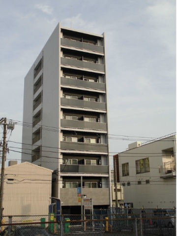 ラヴェニール東神奈川の建物外観