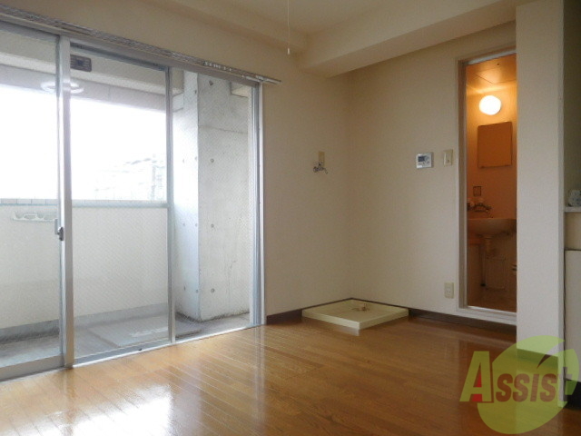 居室・リビング　ピッカピカフローリング