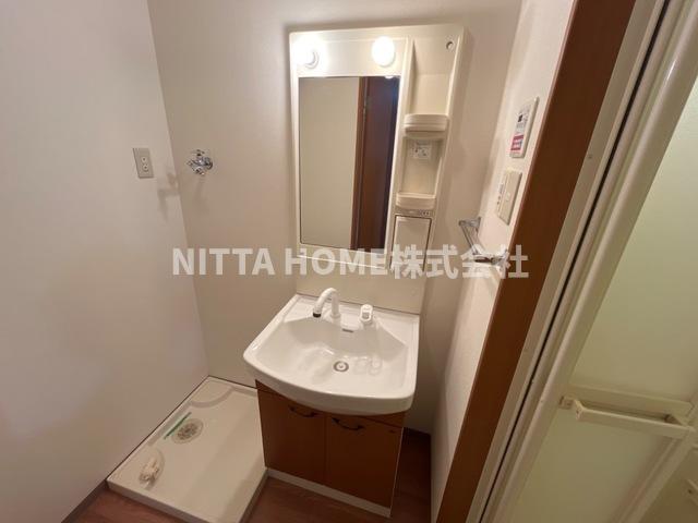 洗面設備　人気の独立洗面化粧台も設置(*^^*)