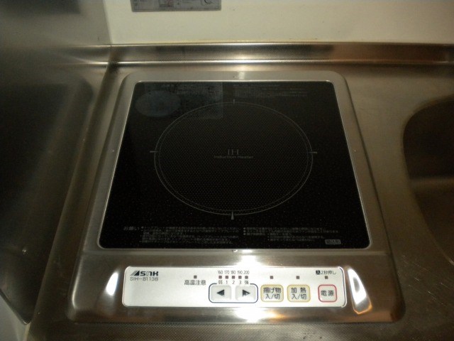 キッチン　IHコンロです。