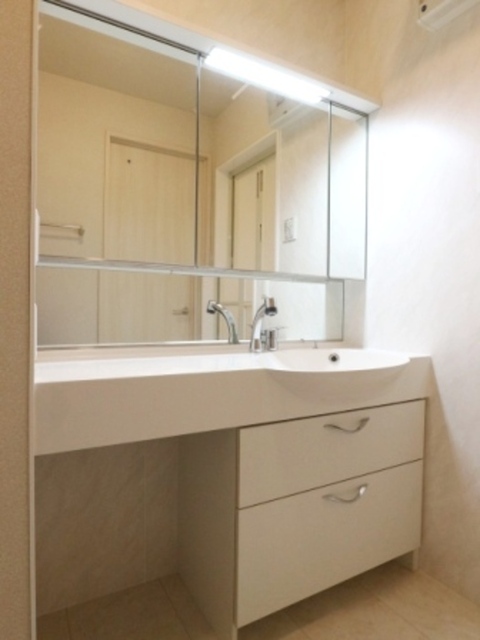 洗面設備　洗髪洗面化粧台