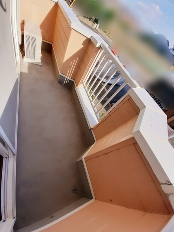 バルコニー　図面と現状に相違がある場合には現状を優先