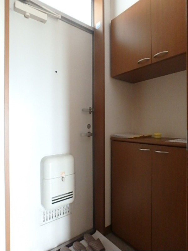 玄関　図面と現状に相違がある場合には現状を優先