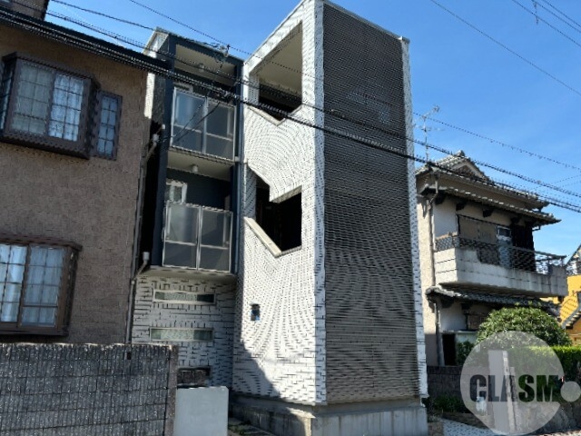建物外観　お洒落なマンション♪全室角部屋♪