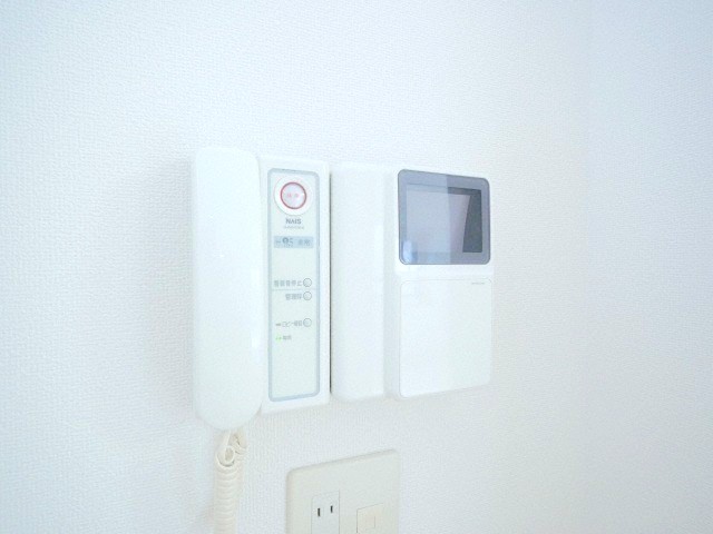 セキュリティ　モニター付きインターホンです♪